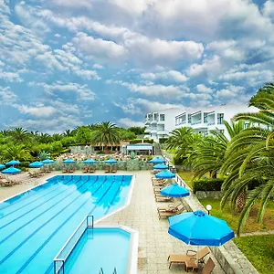 Xenios Port Marina Otel